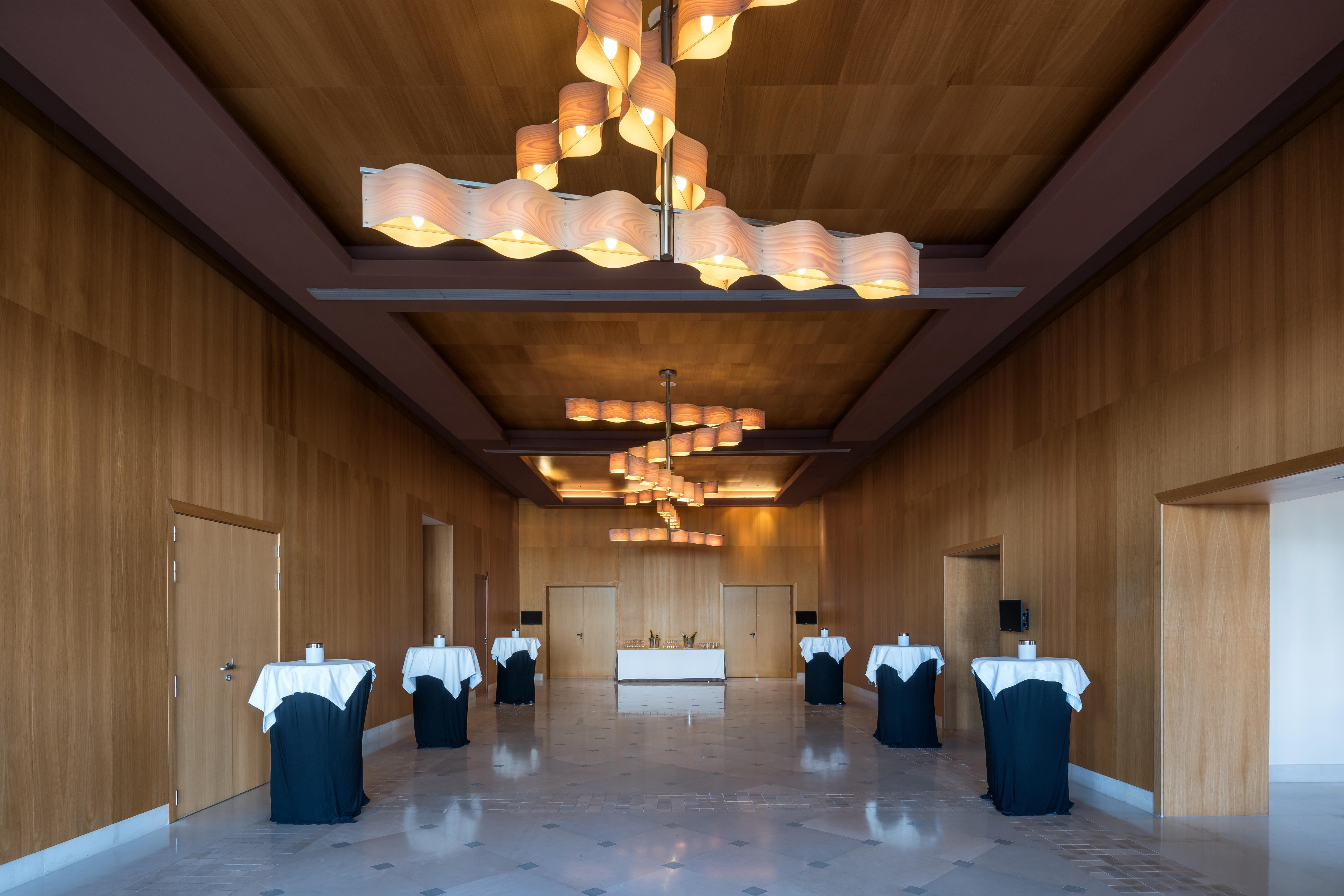 Doubletree By Hilton La Torre Golf Resort Roldan Bagian luar foto The interior of the National Museum of the United States Army