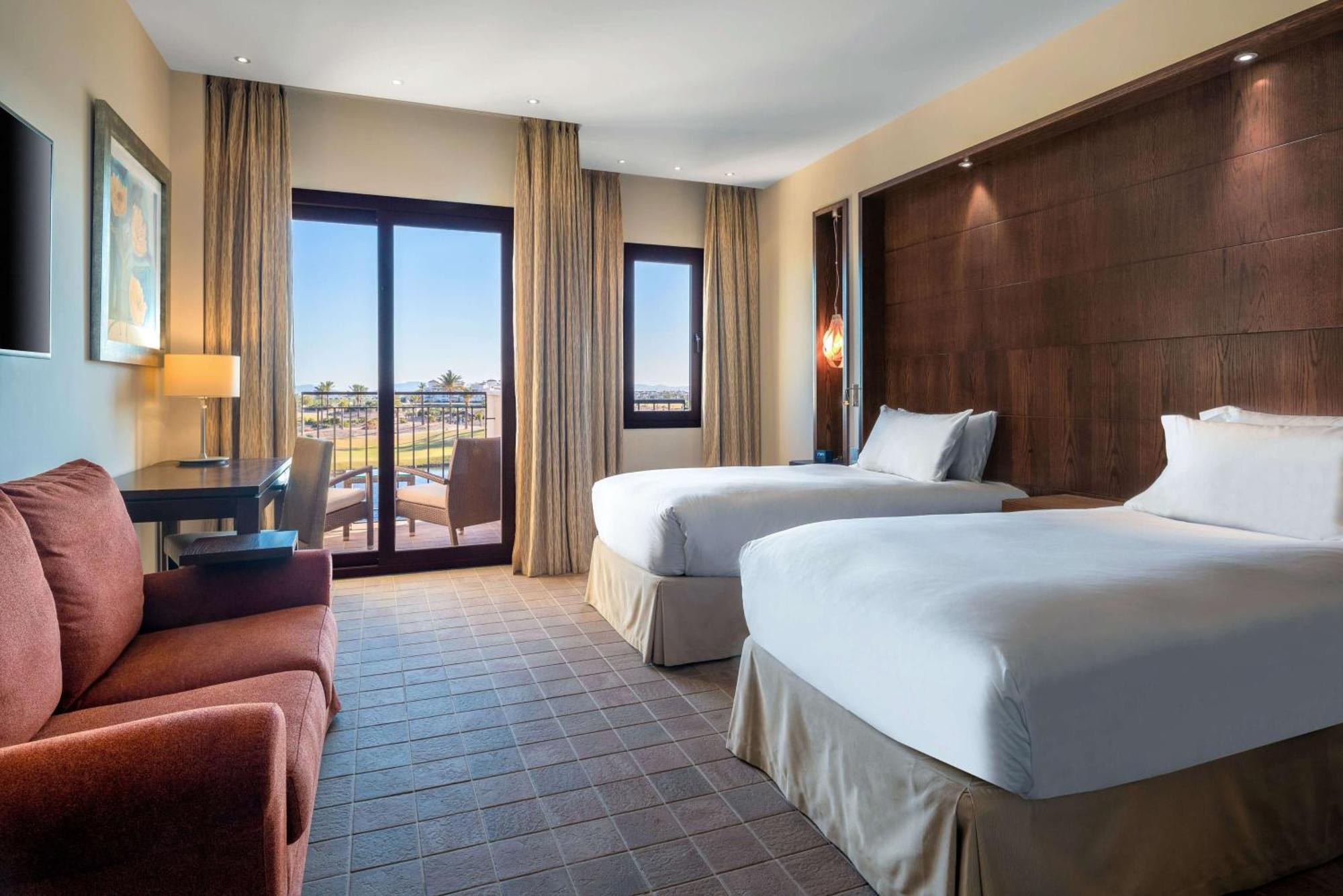 Doubletree By Hilton La Torre Golf Resort Roldan Bagian luar foto